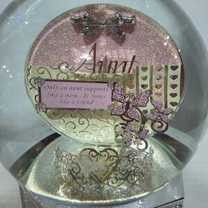 Aunt-Love You,  Snow Globe Things Remembered Plays Au Clair De La Luna